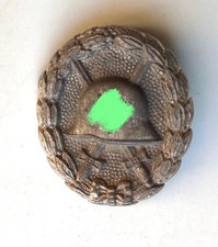 Distintivo militare per feriti