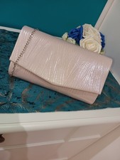 Pochette vernice nude