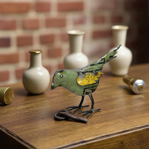 Statua ala uccellino verde