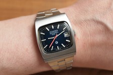 Roamer rockshell mark - roamer, v