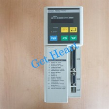 1PCS Nuovo Omron Servo Drive