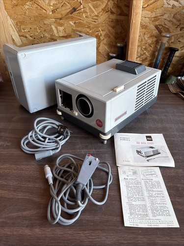 Proiettore vintage leitz - vintage,