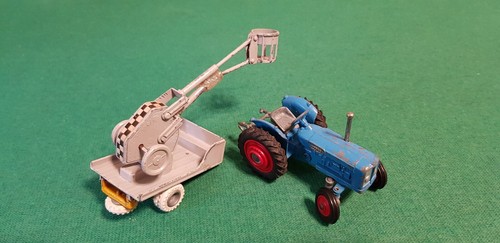 Corgy toys fordson potenza - toys,