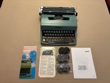Macchina da scrivere Olivetti