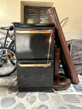 Stufa a legna con tubi, interno mattone refractario, royal, marrone scuro.