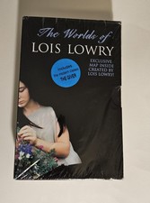 The worlds lois - lowry, box