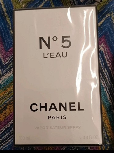 Chanel eau de - eau,