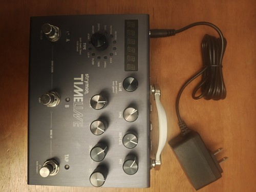 Strymon timeline stomp - box, con