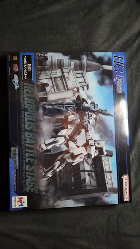 Gundam diorama bandai - diorama,