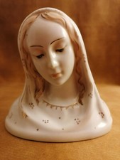 Madonna in porcellana, anni