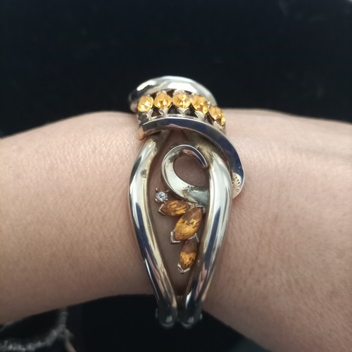 Trifari bracciale con - trifari,