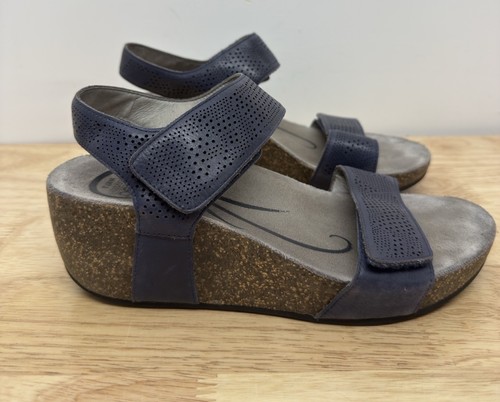 Sandali con zeppa - , abeo