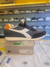 NUOVE MA LEGGERMENTE MACCHIATE  DI GIALLO SCARPE DIADORA MISURA 45 BLU COD241