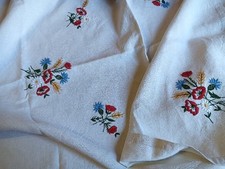 quadrato lino ricamato