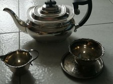 Antico servizio da tè inglese in argento placcato Sheffield con timbri del 900