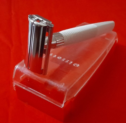 Safety razor gillette slim - razor,