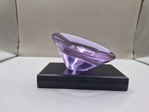 Scultura prisma ottico - , in