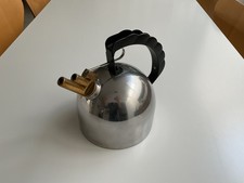 Alessi 9091 Piano Cottura Bollitore Fischietto 2 Toni, Design Richard Sapper