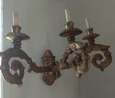 Coppia applique antiche in legno e foglia oro 