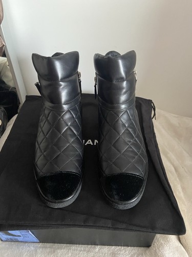 Stivaletti chanel nuovi neri - chanel,