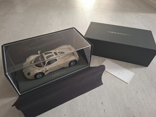 Pagani utopia grigio - utopia,