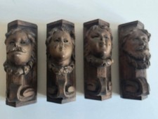 4 piccole antiche sculture in