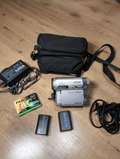 Sony Handycam DCR-TRV33E MiniDV Camcorder NightShot 10x,Parzialmente Funzionante