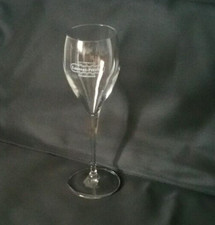 LAURENT PERRIER -  Champagne -  1 calice