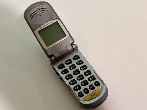 Motorola v3688 colore - motorola,