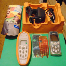 NOKIA  3200  FUNZIONANTE + SCATOLA ORIGINALE + ACCESSORI
