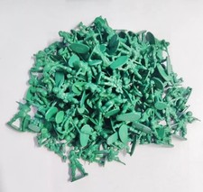 Lotto 140 Soldatini Fanteria Americana WWII Scala 1/72 Colore Verde.