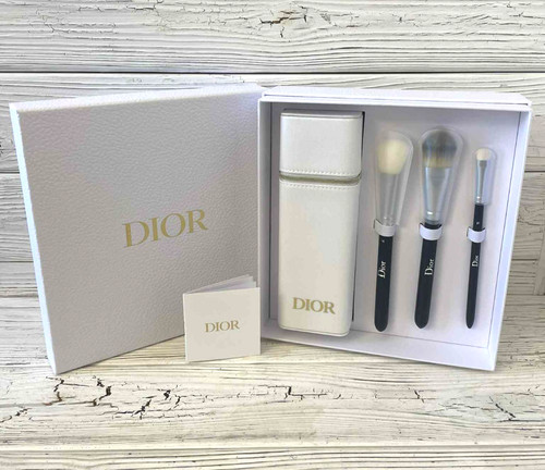 Dior beauty welcome gift - dior,