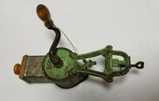 Antico macina verdure spezie