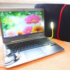 Netbook Samsung 535U Business