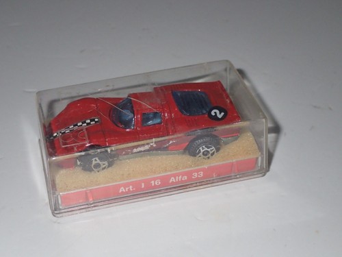 Politoys alfa romeo 33 - romeo,