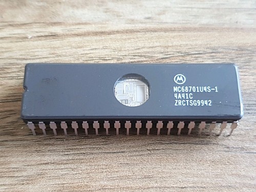 Motorola mc68701u4s bit - motorola, 8-bit