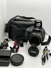 Canon EOS 100D/SL1 DSLR 18-55mm III otturatore 1046 32GB scheda custodia morbida come nuova