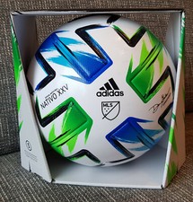 New adidas matchball - new,