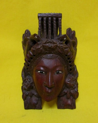 Antica scultura viso - ✅,