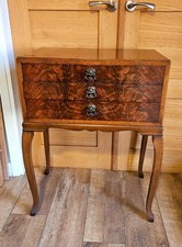 Comodino antico impiallacciato