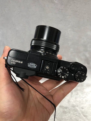 Fujifilm x10 12mp zoom - x10, 4x