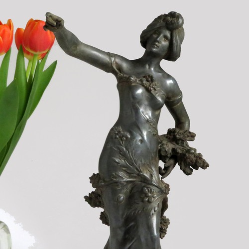 Figura femminile art nouveau - femminile,