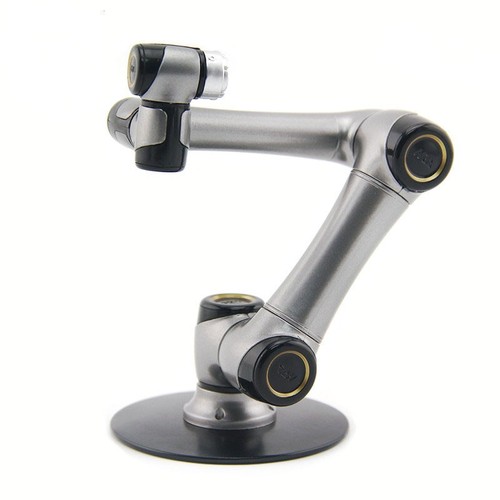 Braccio robotico industriale