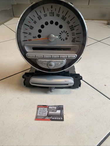 Compteur vitesse avec radio - de,