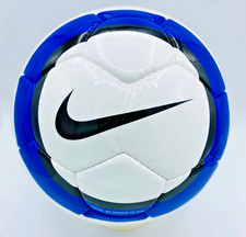 Pallone da calcio Nike T90