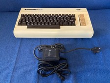 Commodore VIC 20 con Tastiera
