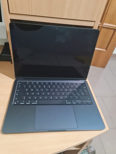 Macbook air 8gb - 13”, m3