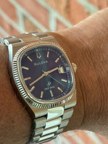 Bulova super seville - super,
