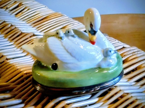 Halcyon days rare swan - halcyon,
