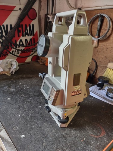 Theodolite sokkisha sokkia dt5 - theodolite,